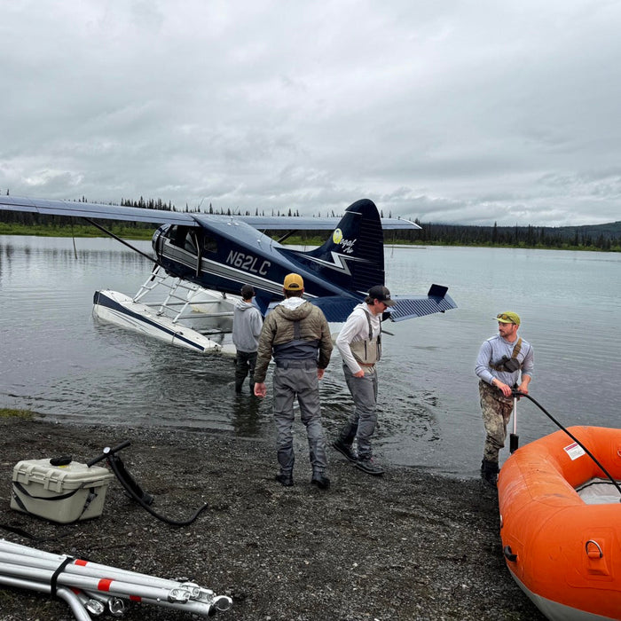 float plane in lake creek alaska